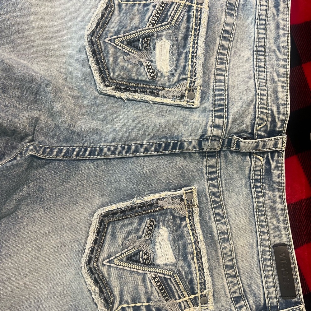 VIGOSS straight leg, light washed jeans. - Picture 2 of 6